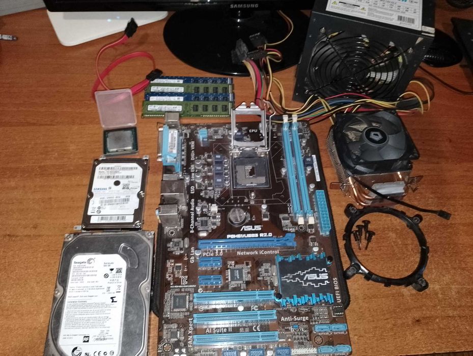 Материнська плата 1155