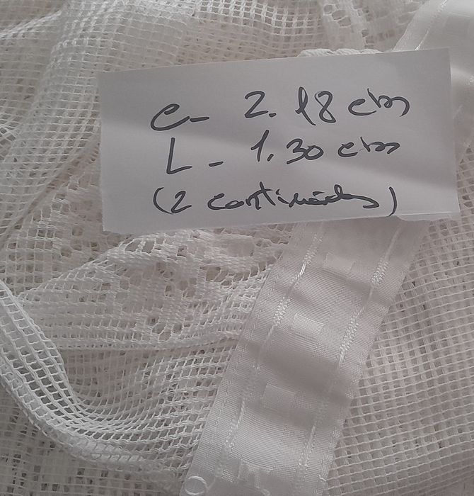 Cortinado de cozinha e cortinado de sala