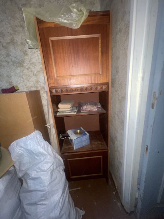 Пенал с полками и ящиками