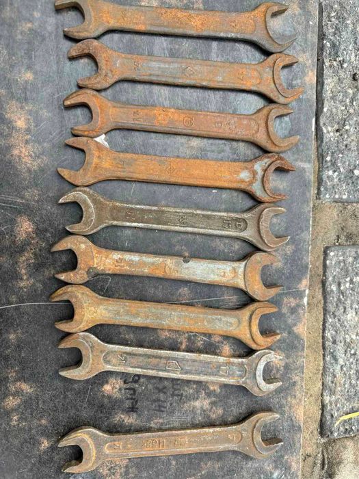 Ключи рожковые разные размеры