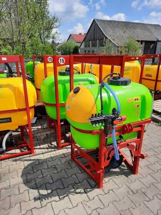 Opryskiwacz nowy 200-500l ogrodowy do środków ochrony atest