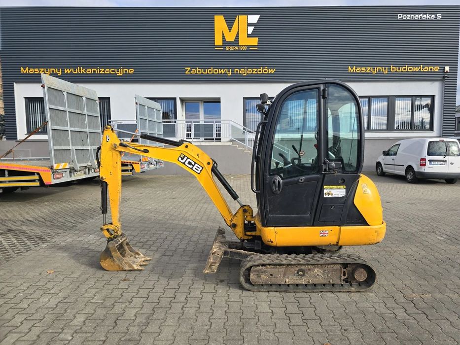 JCB 8018  Minikoparka JCB 8018 + łyżka rok 2017