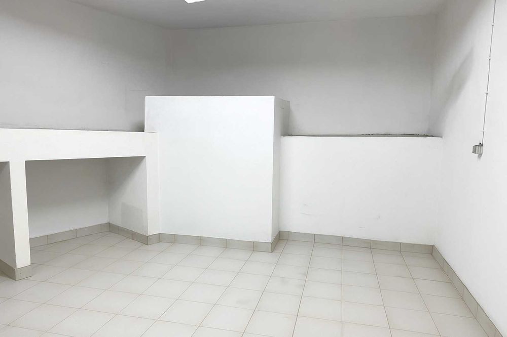 Garagem / Armazém 120m2 Cedofeita / Boavista R. Barão Forrester/ Centro Porto