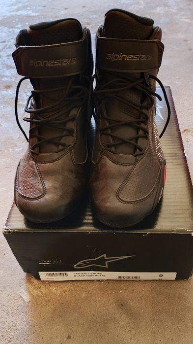 Botas como novas. Alpinestar Tamanho 42 com caixa