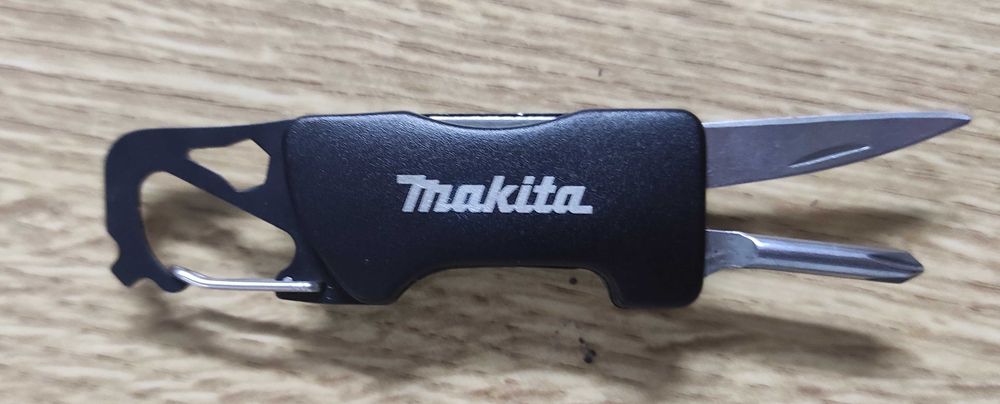 Porta-chaves Multifunção Makita447256380583464960