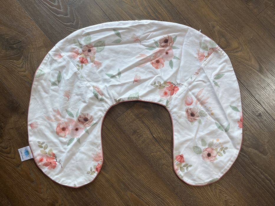 Dwie poszewki do poduszki do karmienia rogala Cuddle Dreams nowe