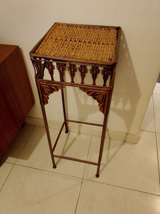 Floreira / Mesa de apoio