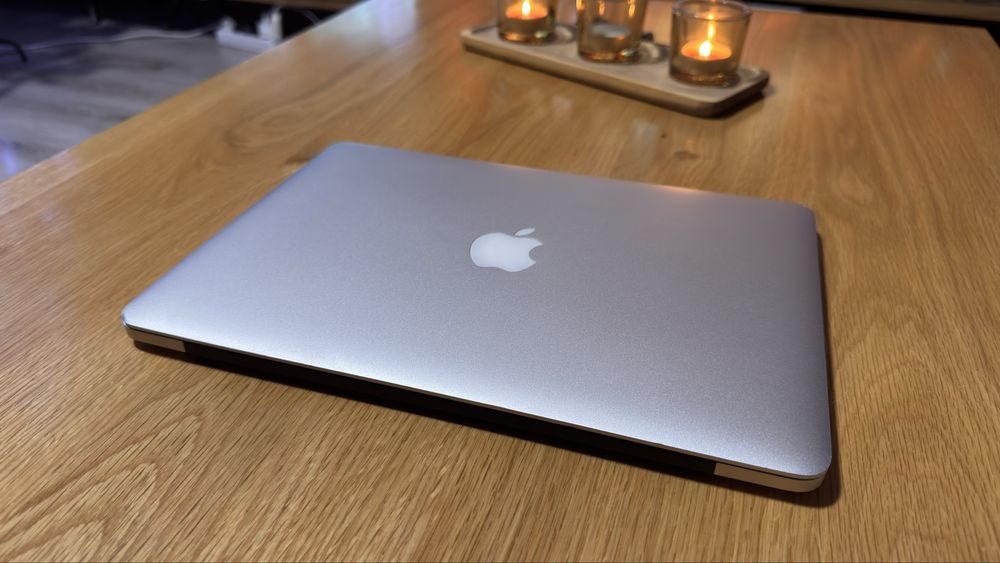 MacBook Pro 13" (2015) | i5 2.7 GHz | 16GB RAM | 256 GB SSD | zadbany