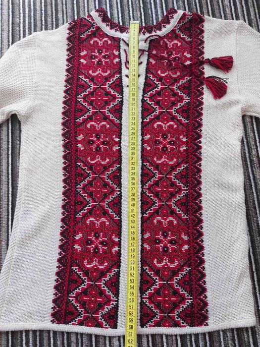 Вишиванка в'язана для хлопчика