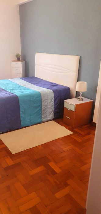 Quarto amplo para mulher