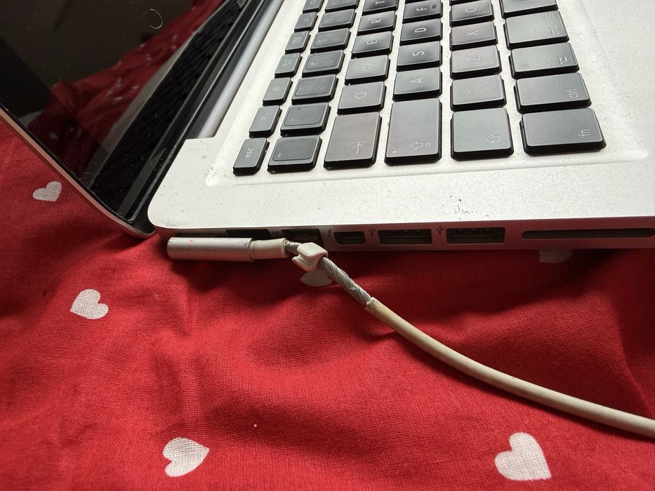 Apple MacBook Pro 13" 4GB 512GB