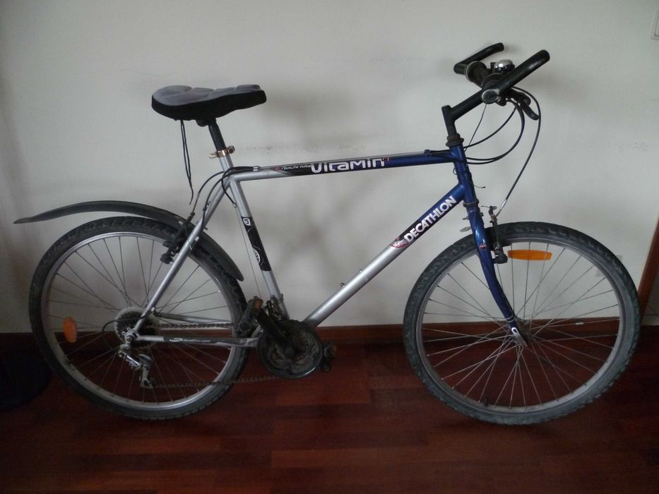 Bicicleta decathlon roda 26 em bom estado