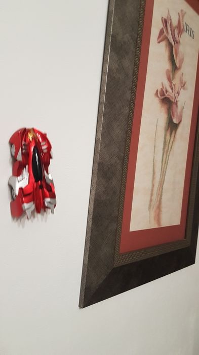 Антигравітаційна машинка на пульті