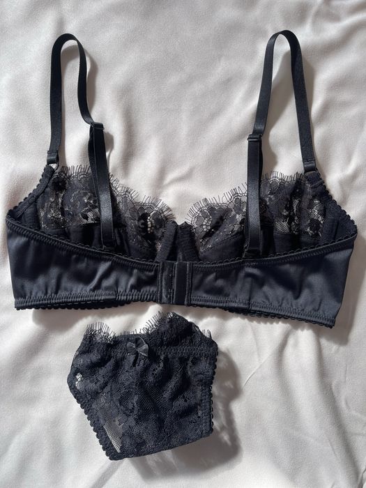 Набір нижньої білизни комплект білизни ліф та трусики стрінги