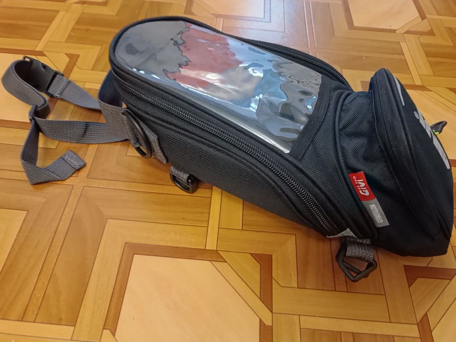 Мото сумка на бак з магнітами