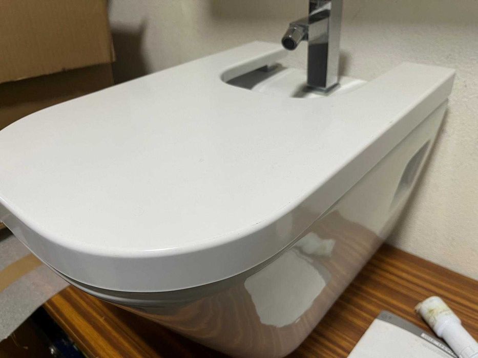 Bidé suspenso da Roca