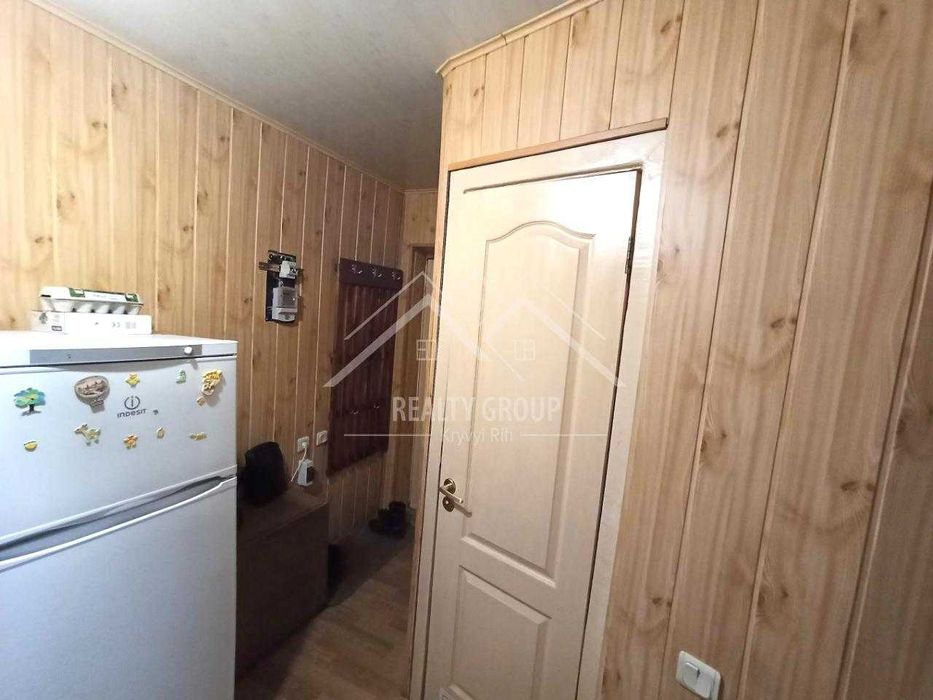 Продаж 2-кімнатна з АВТОНОМКОЮ у Центрі Міста