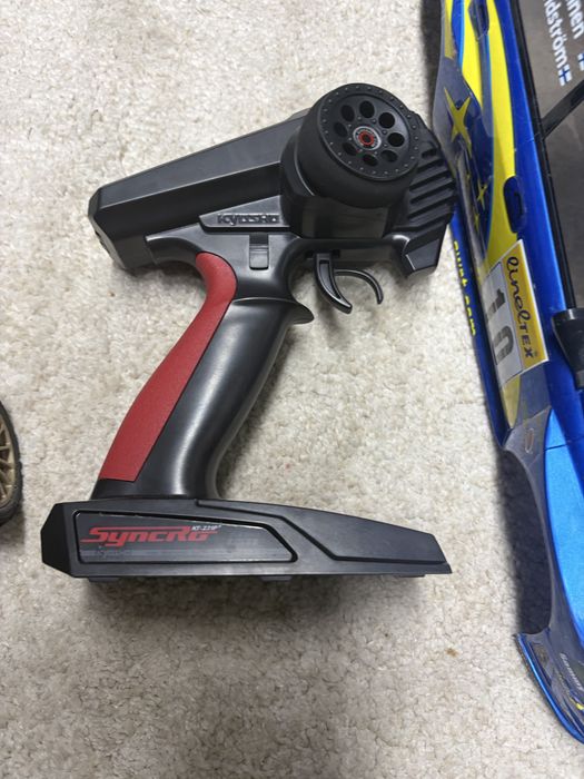 Carrinho telecomandado Kyosho