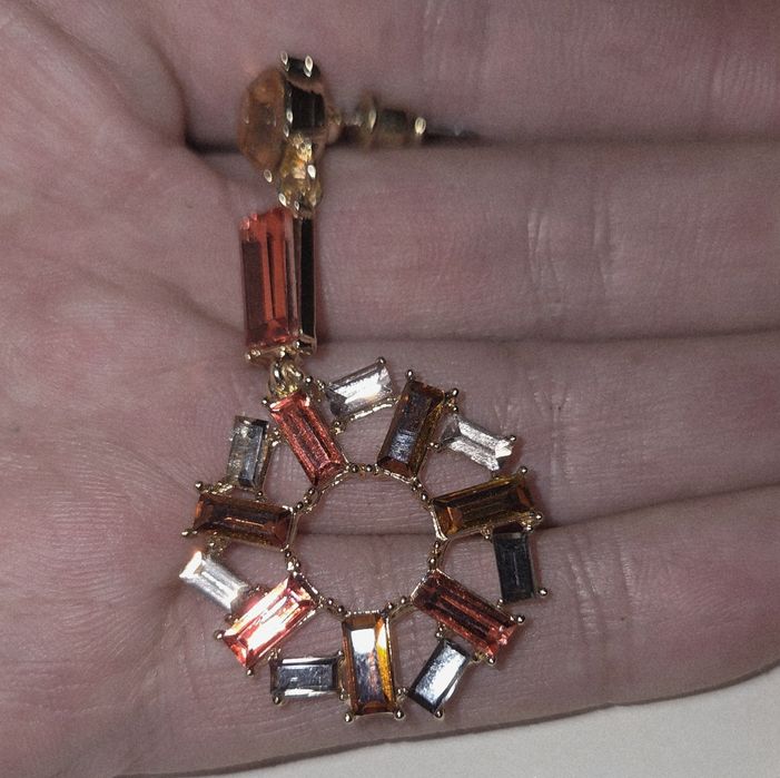 Kolczyki z geometrycznymi kształtami