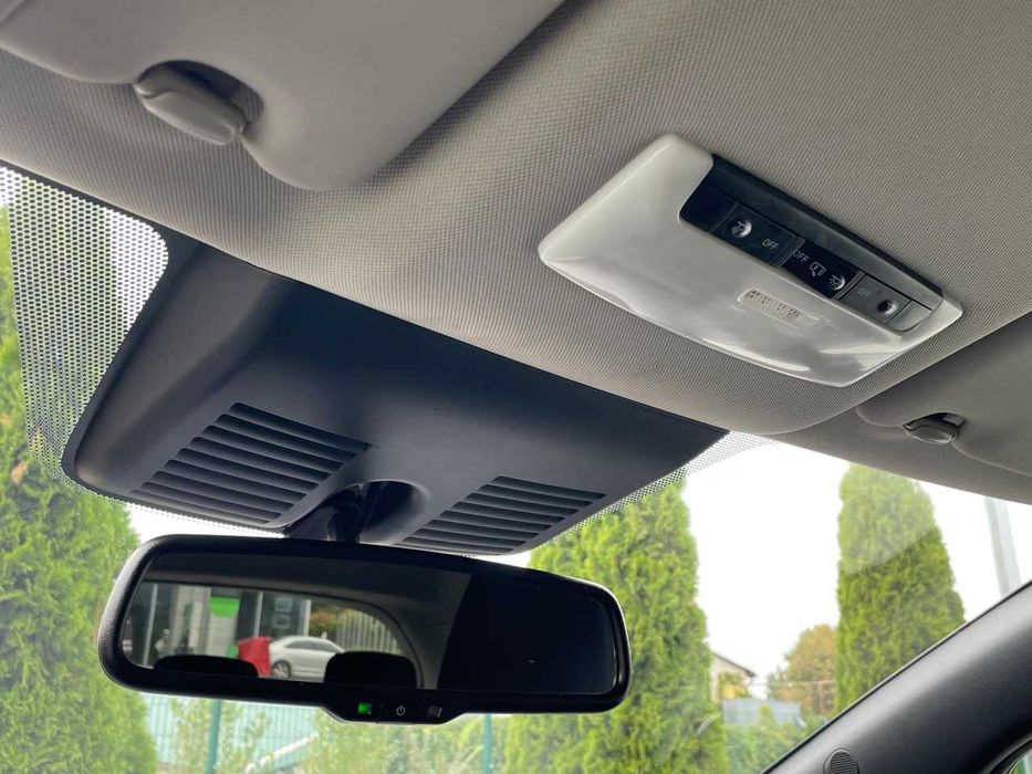 Продам  Nissan Leaf 2018. Можна в розстрочку, під викуп.