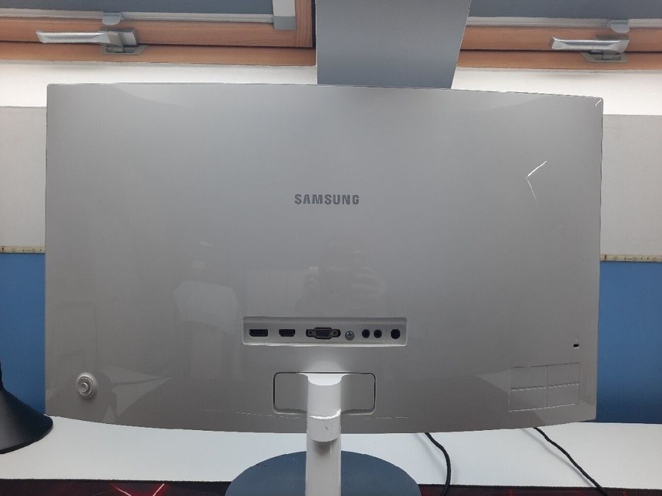 Monitor Samsung 27"