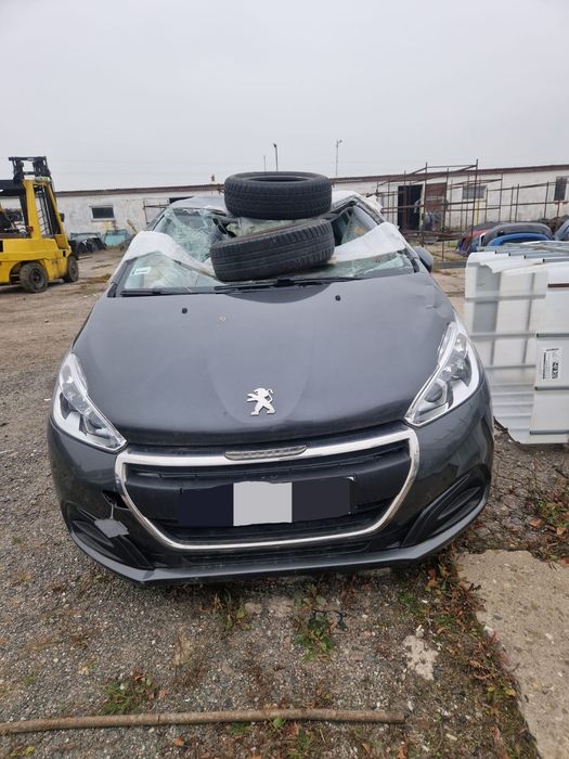 Lampa lewy przód Peugeot 208 I lift 2017r Europa