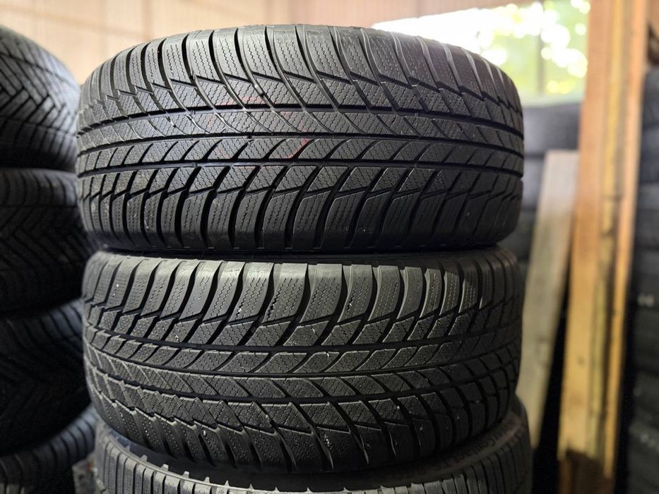 225/45/18 Bridgestone  2022-2024