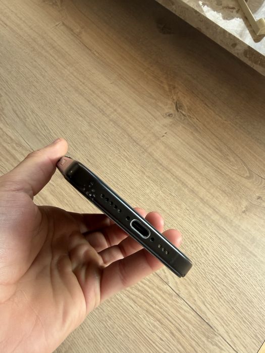 Iphone 16 6/128gb
