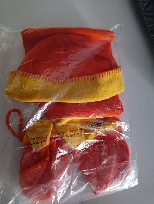 Cachecol, luvas e Gorro Dodot