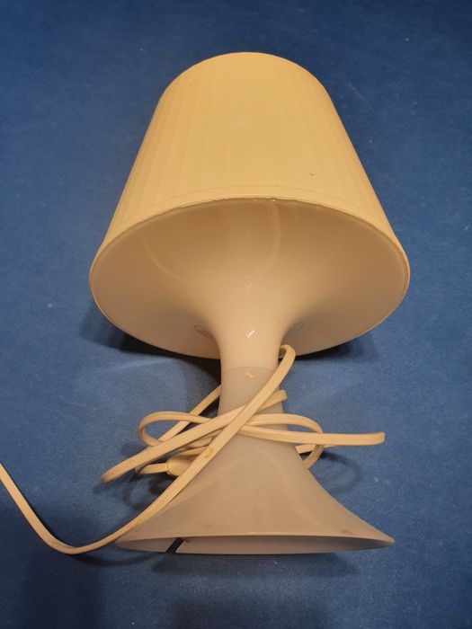 candeeiro IKEA branco