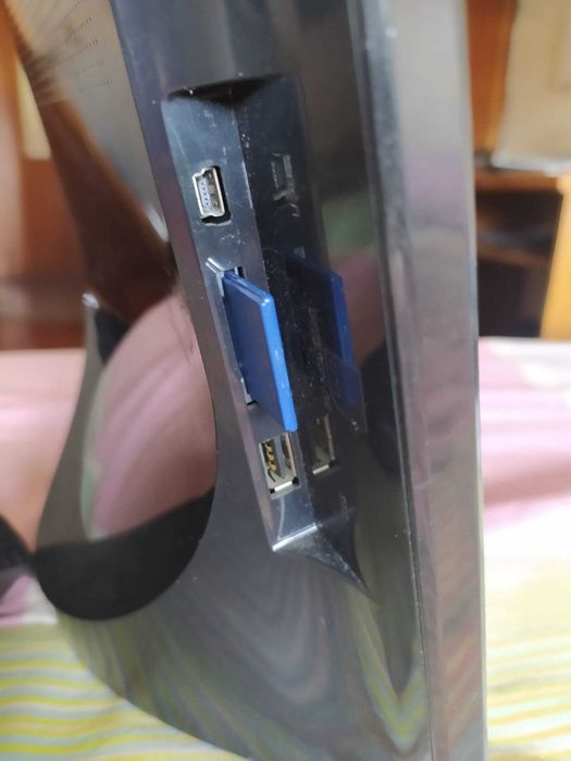 VIETA VTD10 Portable TV/Player64171303080450124