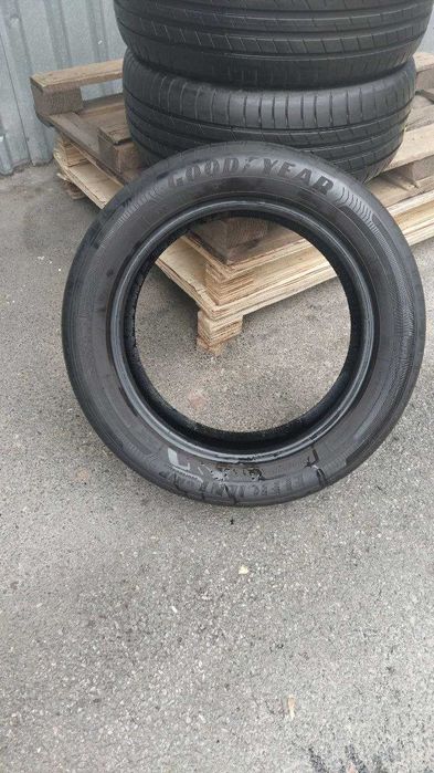 Шини 205 55 R17 GoodYear Eficient Grip Perfomance