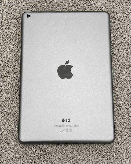 iPad 5 (2017) A1822 32Gb Silver | АКБ 88% | Чистий iCloud