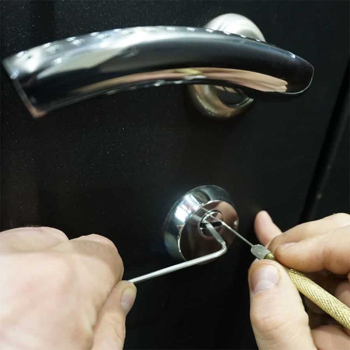 Аварійне відкриття замків/ Аварийное вскрытие замков/ Авто/ Квартир