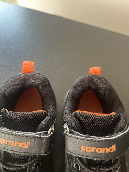 Adidaski Sprandi r.28