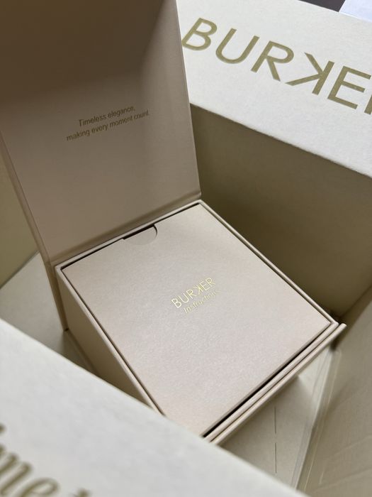 Годинник BURKER