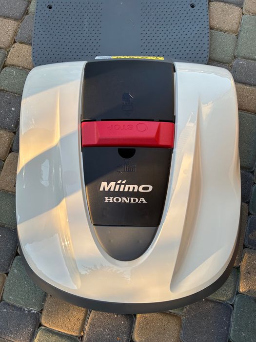 Роботизована газонокосарка Honda Miimo
