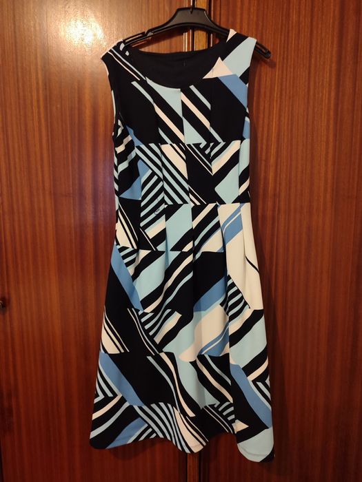 Vestidos em segunda mão