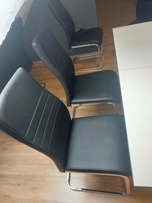 Sprzedam stół I 6 krzeseł