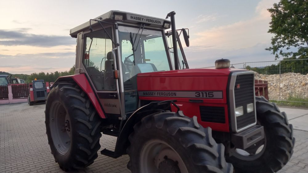 Трактор Massey Ferguson 3115