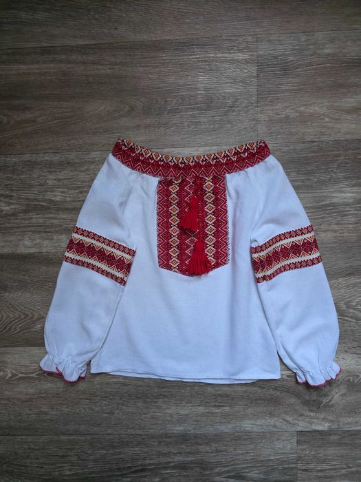 Вишиванка для дівчинки