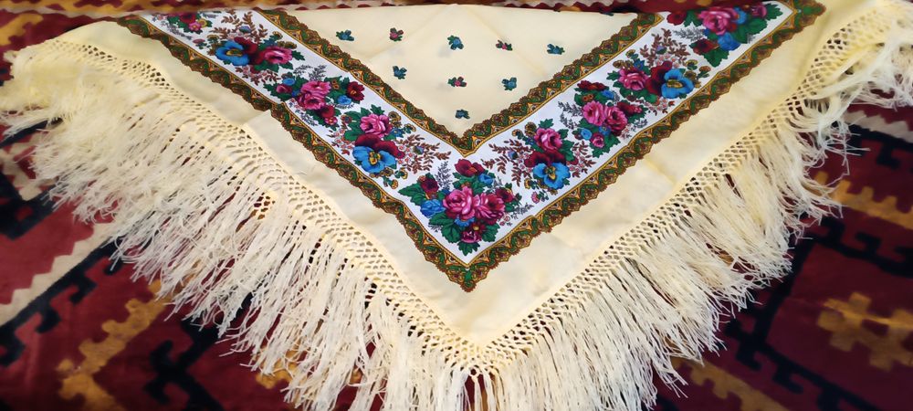 Хустки українські