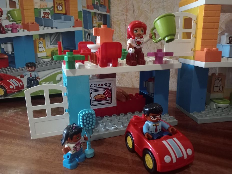 Конструктор Lego Duplо Сімейний дім 10835