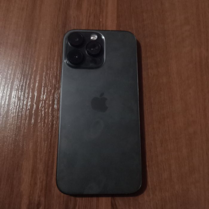 IPhone 16 Pro Max андройд
