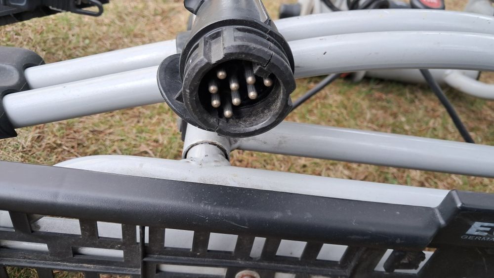 Bagażnik rowerowy na hak  firmy Eufab na 2 rowery