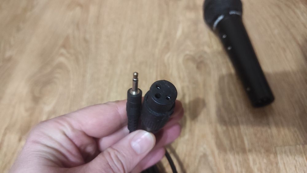 Микрофон Defender MIC-129 динамический для караоке