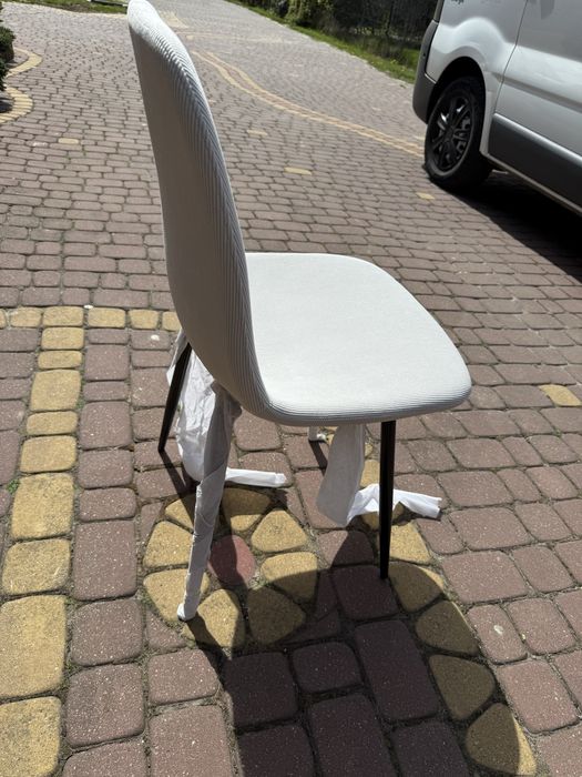 4 krzesła nowe stan idealny
