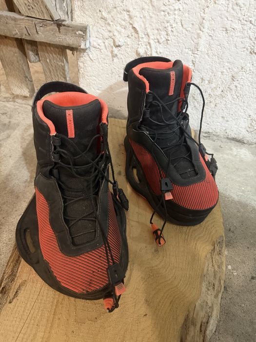 Buty wakeboard r.42/27