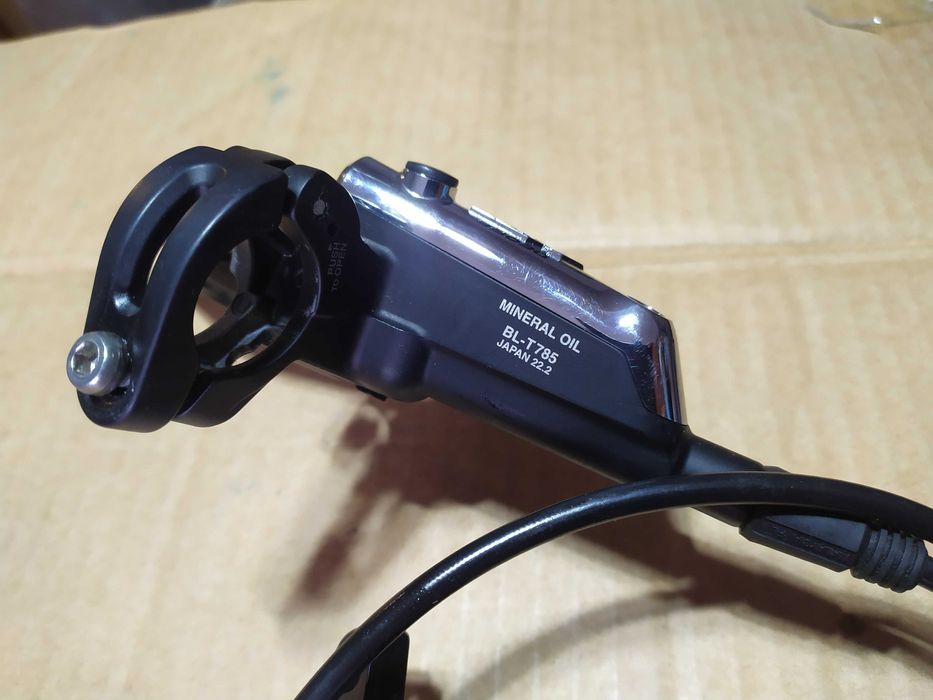 Shimano Deore XT hamulec tarczowy BL-T785 / BR-M785 PRZEDNI  Dł.74cm