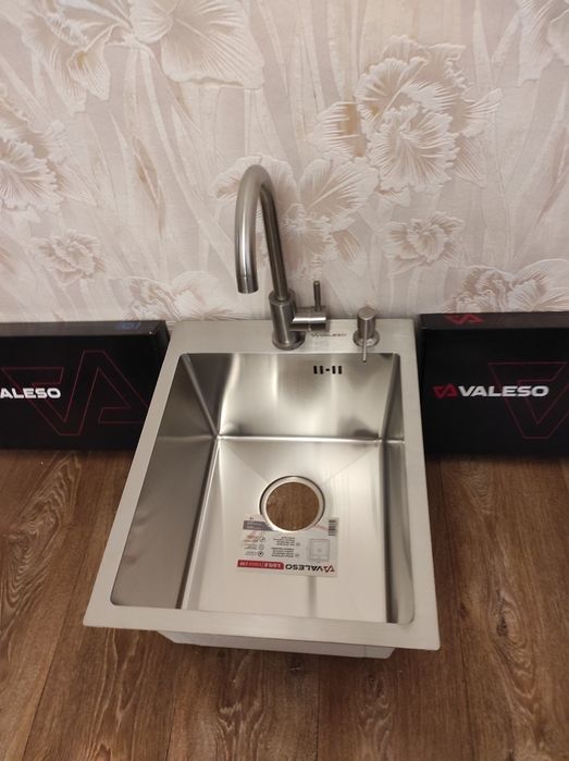 Мойка на кухню Акция! -17 % фирма Platinum  Valeso 40*50- 3 mm. hendma